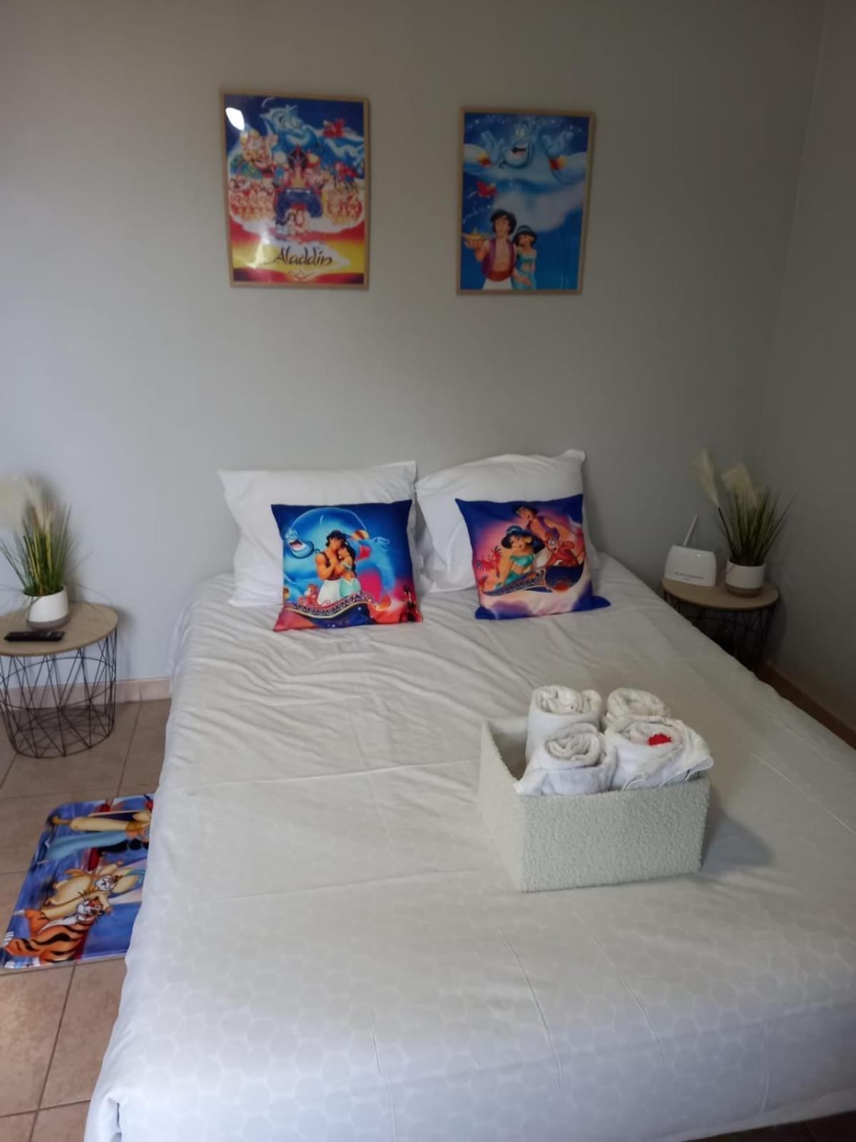 C101 Appartement Disneyland Montévrain Buitenkant foto