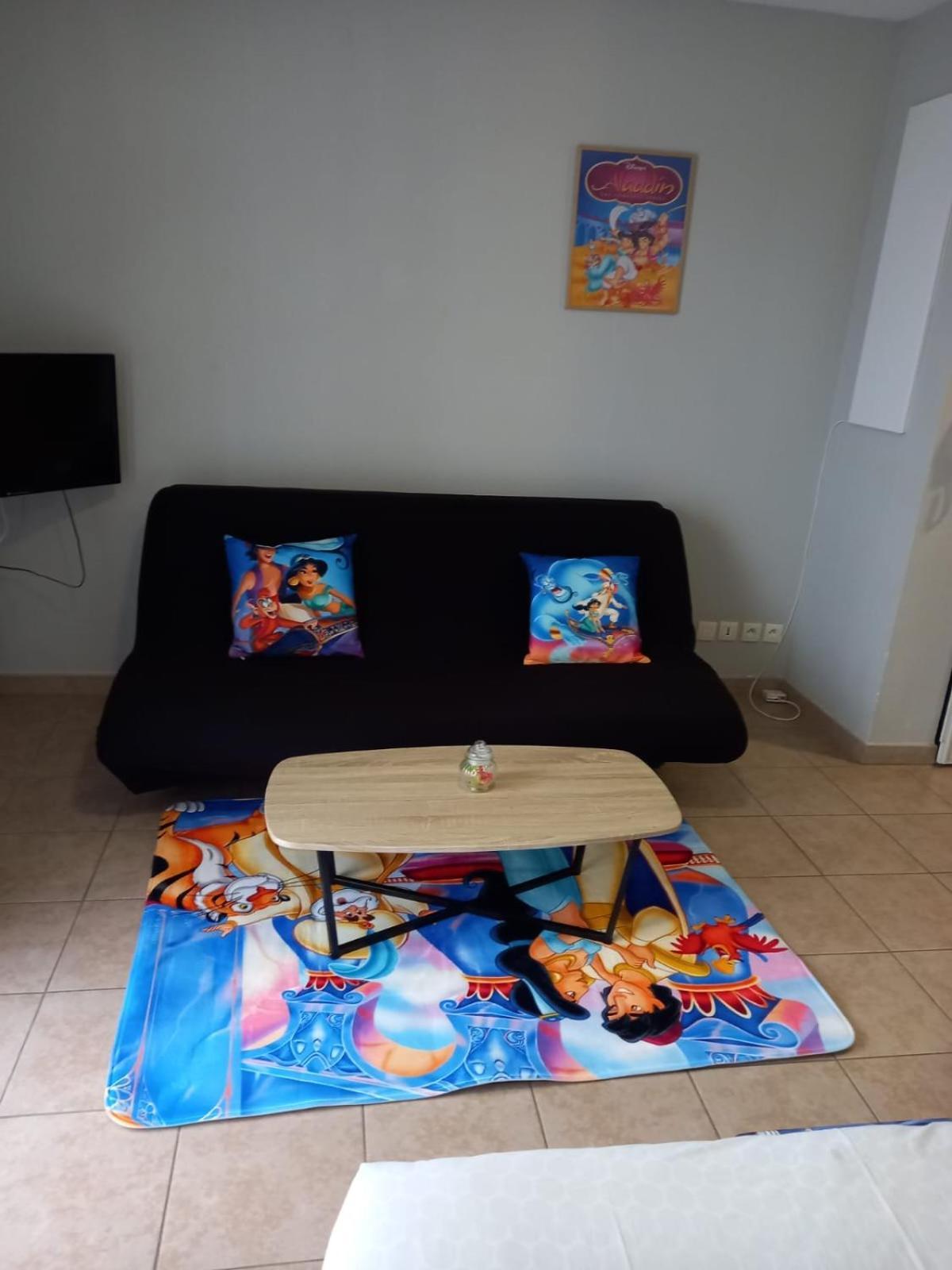 C101 Appartement Disneyland Montévrain Buitenkant foto